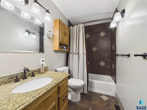 Bath - 102 E 8th St, Dell Rapids, SD 57022 photo 1 of 2