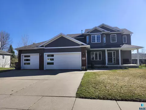 6404 S Audie Dr, Sioux Falls, SD 57108
