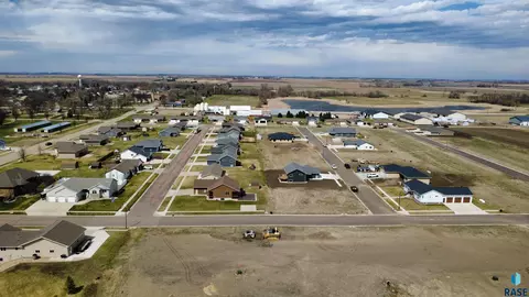 609 Hawk Ave, Colman, SD 57017 photo 6