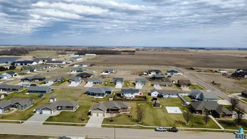 629 Hawk Ave, Colman, SD 57017 photo 13
