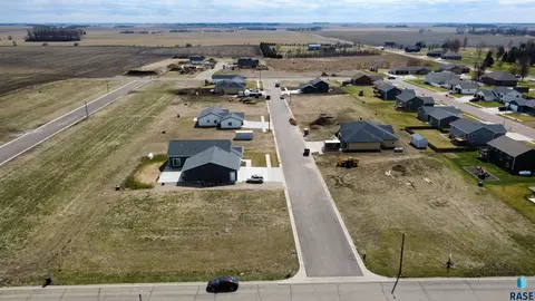 629 Hawk Ave, Colman, SD 57017 photo 12
