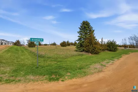 483 Rd Ave Arrowhead Pl, Canton, SD 57013 photo 18