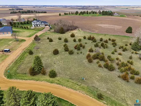483 Rd Ave Arrowhead Pl, Canton, SD 57013 photo 16