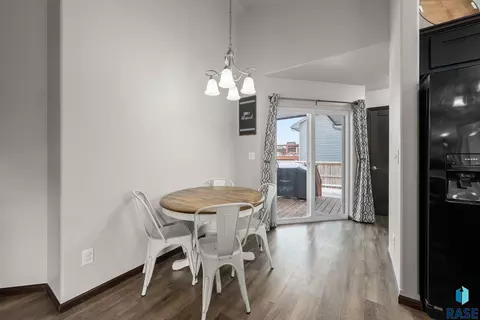 Dining - 205 N Ceylon Dr, Tea, SD 57064 photo 1 of 1