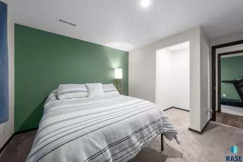 Bedroom - 205 N Ceylon Dr, Tea, SD 57064 photo 6 of 8