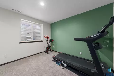 Bedroom - 205 N Ceylon Dr, Tea, SD 57064 photo 7 of 8
