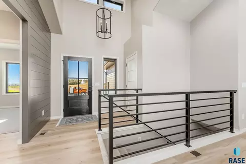 Entry Way - 2516 E Chestnut Trl, Brandon, SD 57005 photo 1 of 2