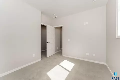 Bedroom - 2516 E Chestnut Trl, Brandon, SD 57005 photo 10 of 10
