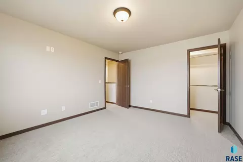 Bedroom - 2818 E Hazelnut St, Brandon, SD 57005 photo 6 of 8