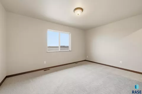 Bedroom - 2818 E Hazelnut St, Brandon, SD 57005 photo 7 of 8