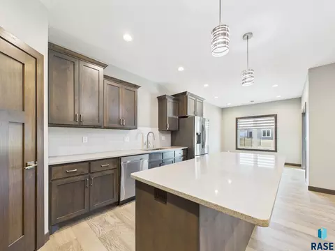 Kitchen - 301 Granite Ave, Tea, SD 57064 photo 4 of 6