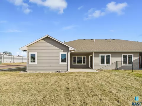 Exterior - 301 Granite Ave, Tea, SD 57064 photo 4 of 4