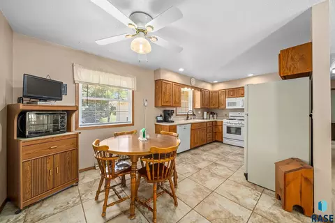 Kitchen - 23948 Sd Highway 19 Hwy, Madison, SD 57042 photo 1 of 4