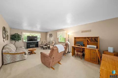 Living - 23948 Sd Highway 19 Hwy, Madison, SD 57042 photo 4 of 4