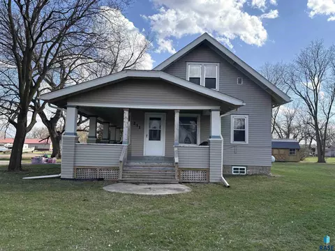 Other - 211 E 3rd St, Egan, SD 57024 photo 4 of 5