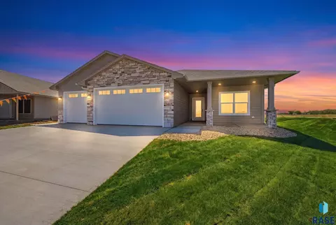 2417 E Gunnar St, Brandon, SD 57005 photo 31