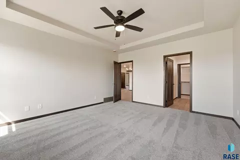 2417 E Gunnar St, Brandon, SD 57005 photo 17