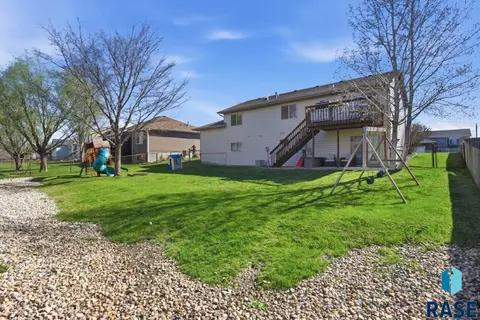 5401 S Carrick Ave, Sioux Falls, SD 57106 photo 27