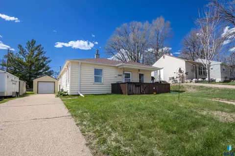 2409 S Duluth Ave, Sioux Falls, SD 57105