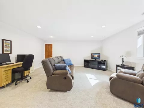 Other - 117 E Birchwood Dr, Brandon, SD 57005 photo 5 of 5