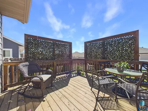 Exterior - 117 E Birchwood Dr, Brandon, SD 57005 photo 5 of 6