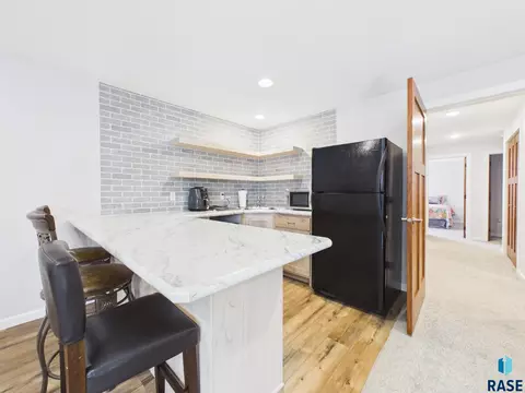 Kitchen - 117 E Birchwood Dr, Brandon, SD 57005 photo 8 of 8