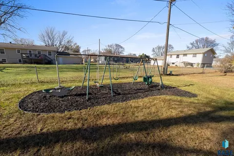 215 N Joseph Ave, Tea, SD 57064 photo 40
