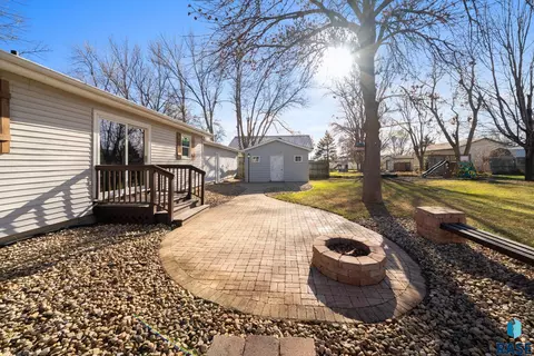 215 N Joseph Ave, Tea, SD 57064 photo 30