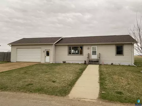 402 Kelsey St, Elkton, SD 57026