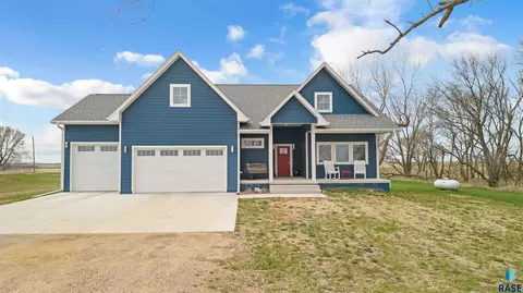 22327 478th Ave, Flandreau, SD 57028