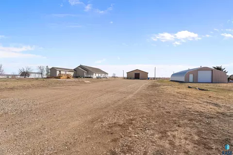 31214 454th Ave, Vermillion, SD 57069