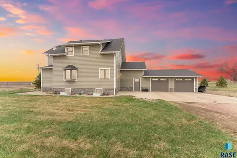 24727 438th Ave, Salem, SD 57058