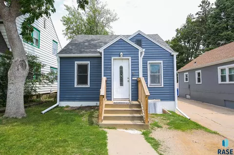 1904 S Duluth Ave, Sioux Falls, SD 57105