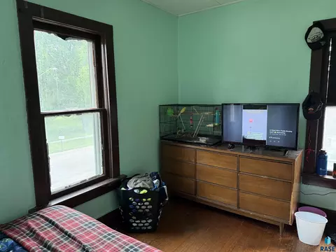 208 E Washington St, Marion, SD 57043 photo 17