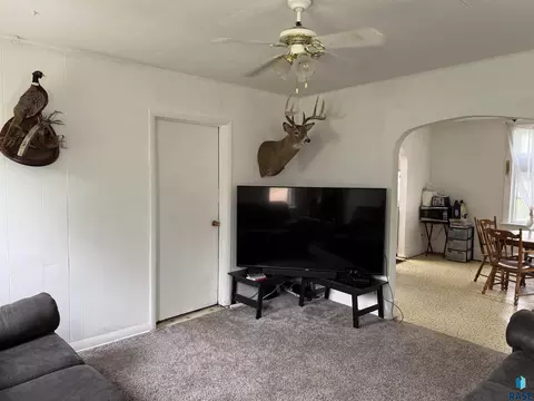 208 E Washington St, Marion, SD 57043 photo 11