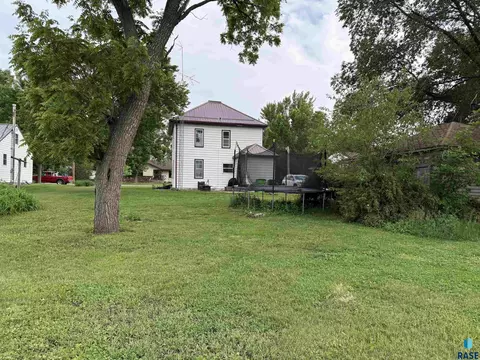 208 E Washington St, Marion, SD 57043 photo 43