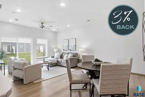2802 S Broek Dr, Sioux Falls, SD 57106