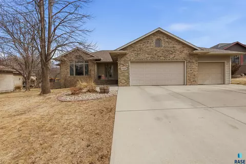 3508 S Judy Ave, Sioux Falls, SD 57103