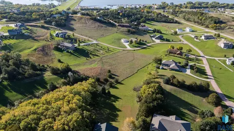 Starboard St, Yankton, SD 57078 photo 16