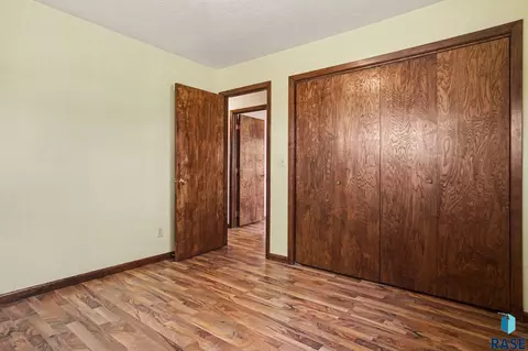 Bedroom - 4210 Hermans Loop, Yankton, SD 57078 photo 3 of 6