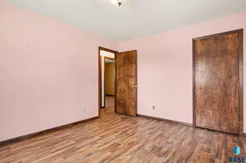 Bedroom - 4210 Hermans Loop, Yankton, SD 57078 photo 2 of 6