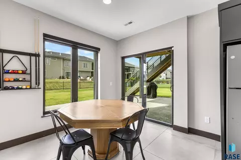 Dining - 6701 E Spitfire Cir, Sioux Falls, SD 57110 photo 2 of 2