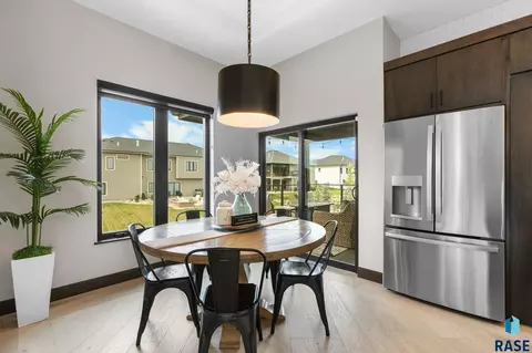 Dining - 6701 E Spitfire Cir, Sioux Falls, SD 57110 photo 1 of 2