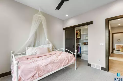 Bedroom - 6701 E Spitfire Cir, Sioux Falls, SD 57110 photo 3 of 6