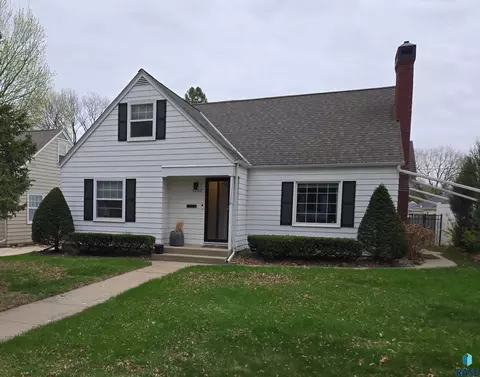 1720 S 6th Ave, Sioux Falls, SD 57105