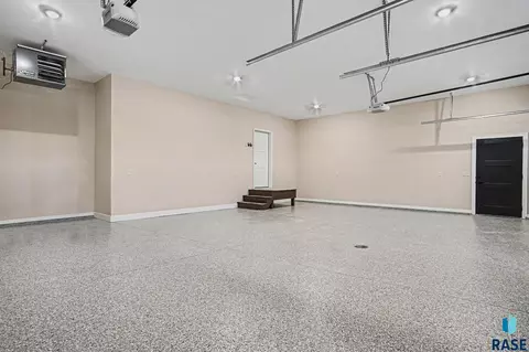 Other - 5505 E Morningside Cir, Sioux Falls, SD 57110 photo 10 of 11