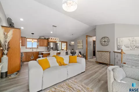 Living - 24404 View Dr, Dell Rapids, SD 57022 photo 1 of 8