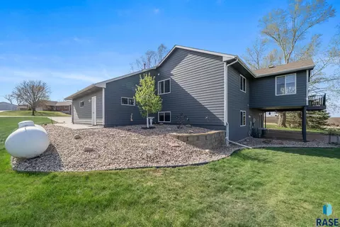 Exterior - 24404 View Dr, Dell Rapids, SD 57022 photo 10 of 16