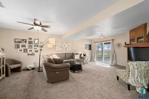 Living - 24404 View Dr, Dell Rapids, SD 57022 photo 6 of 8