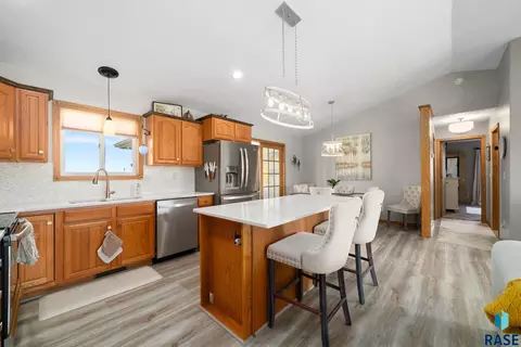Kitchen - 24404 View Dr, Dell Rapids, SD 57022 photo 6 of 6